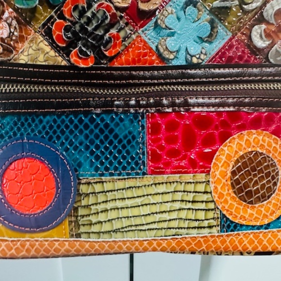 Non Branded Color Flower/Circle Patterned Crossbody Purse - NEW! - Picture 4 of 16